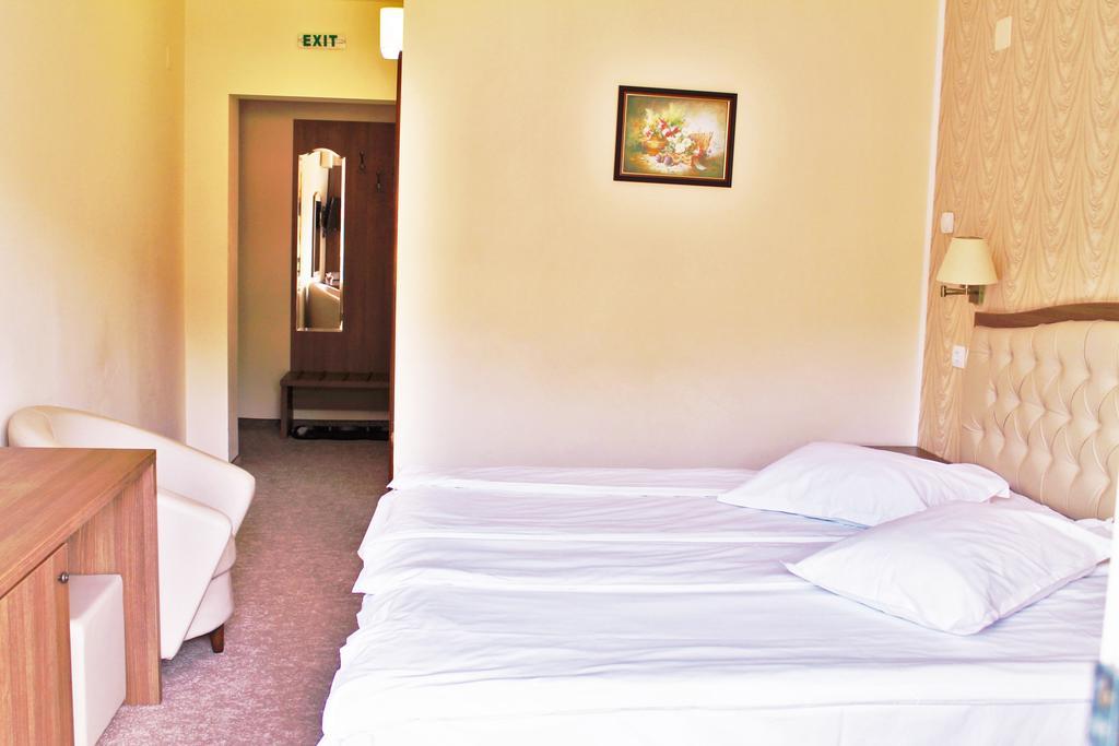 Hotel Crisalpin Poiana Brasov Bagian luar foto