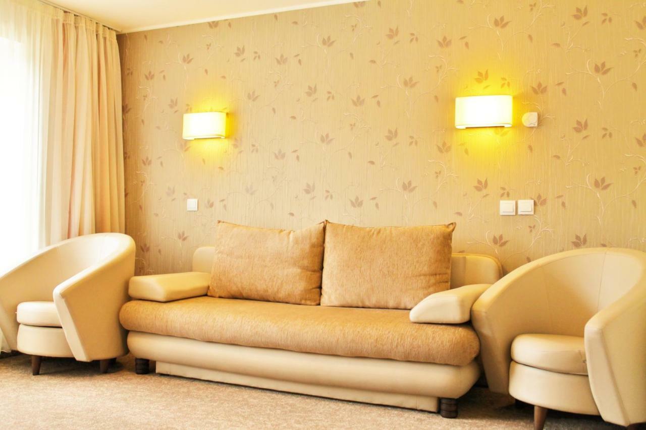 Hotel Crisalpin Poiana Brasov Bagian luar foto